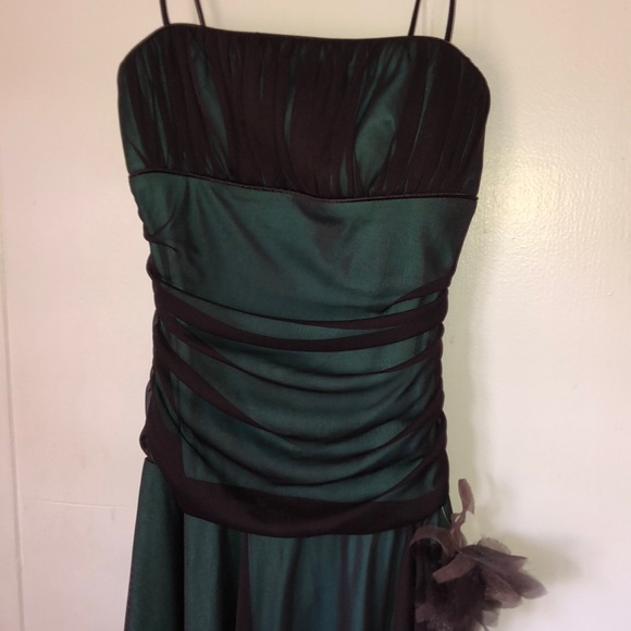 Green Formal Dress - Picture 5 of 5